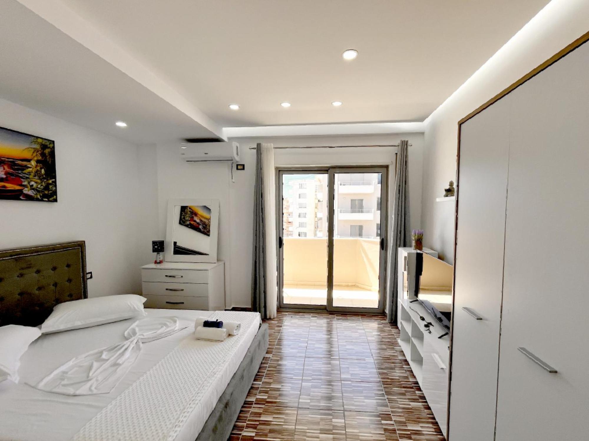 Kam Apartments In The City Center Vlorë Exterior foto